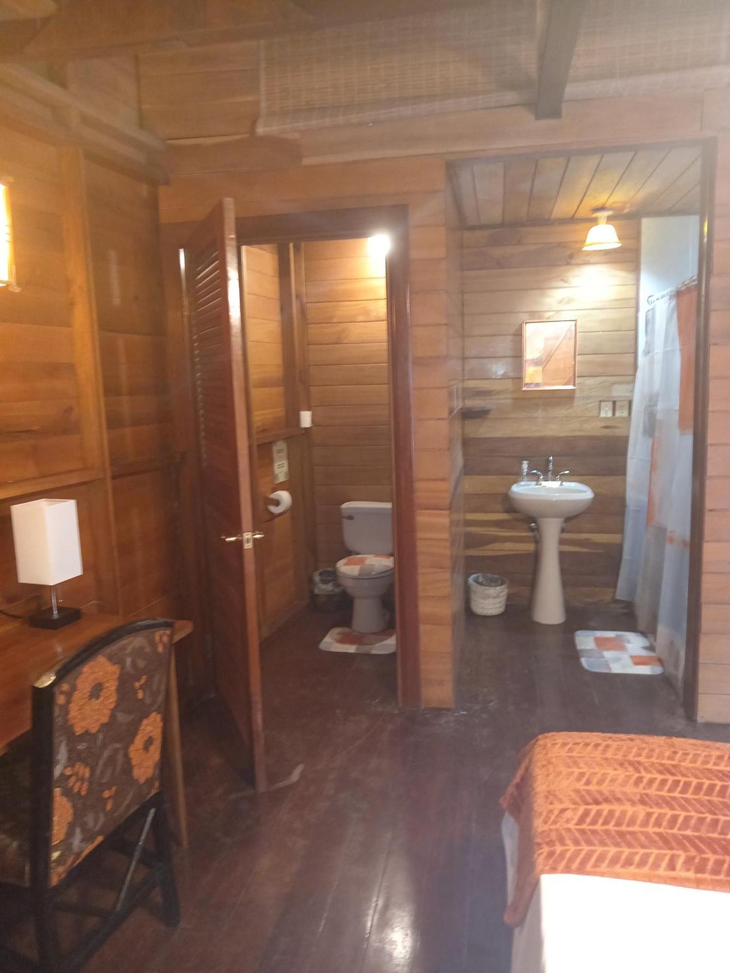 Villa Bahia Del Sol Bocas del Toro Esterno foto