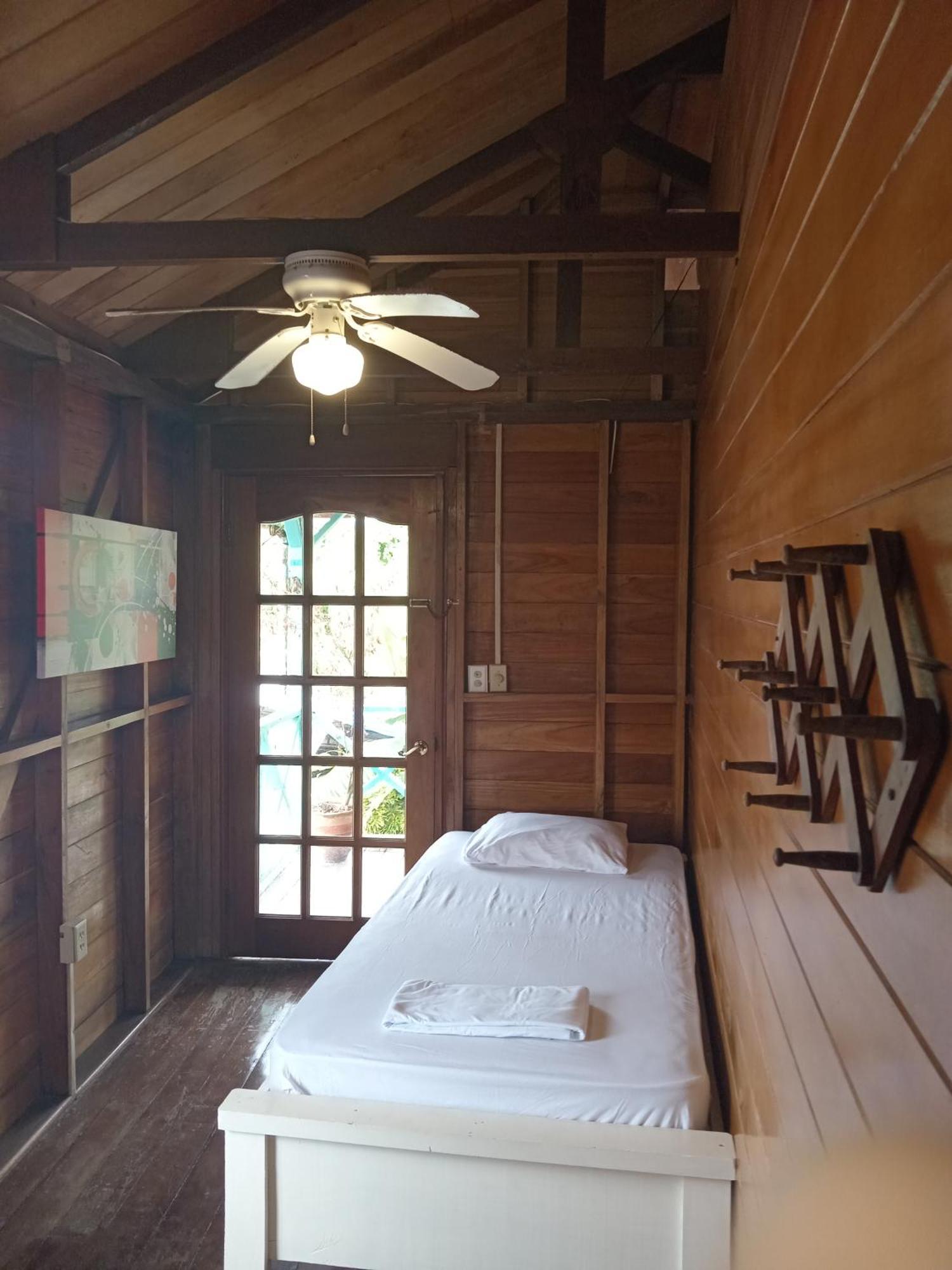 Villa Bahia Del Sol Bocas del Toro Esterno foto