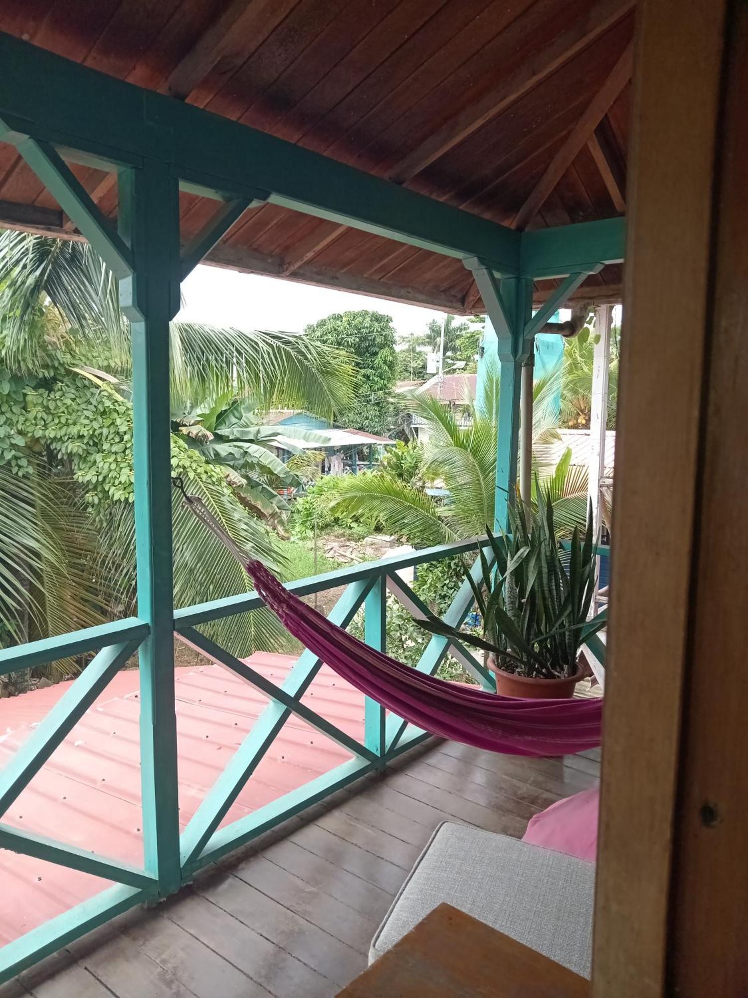 Villa Bahia Del Sol Bocas del Toro Esterno foto