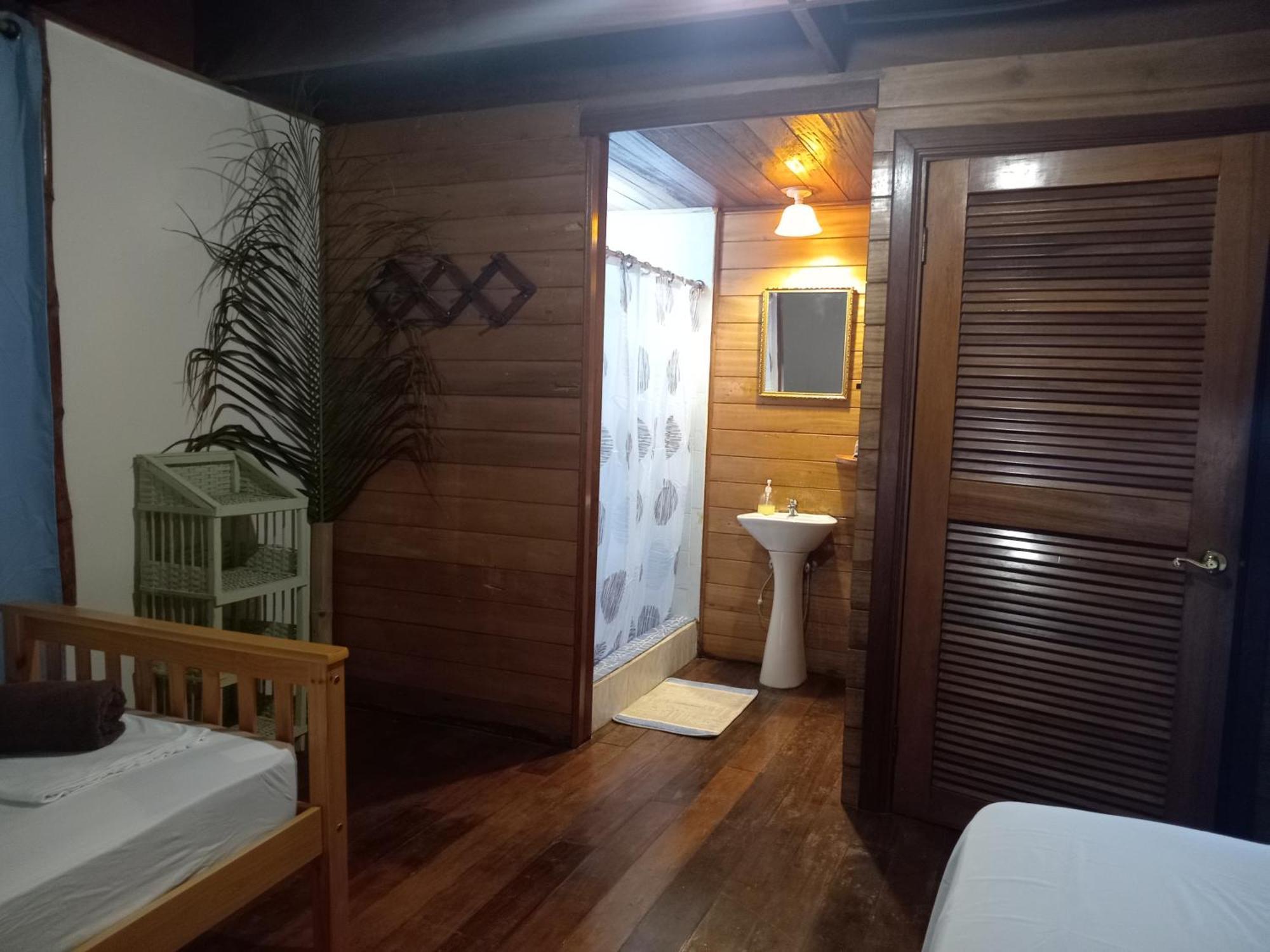 Villa Bahia Del Sol Bocas del Toro Esterno foto