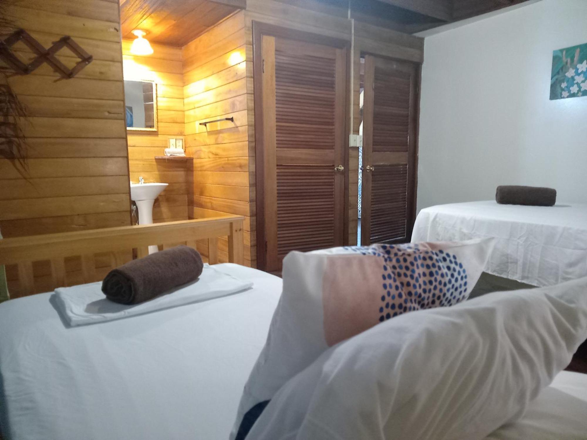 Villa Bahia Del Sol Bocas del Toro Esterno foto